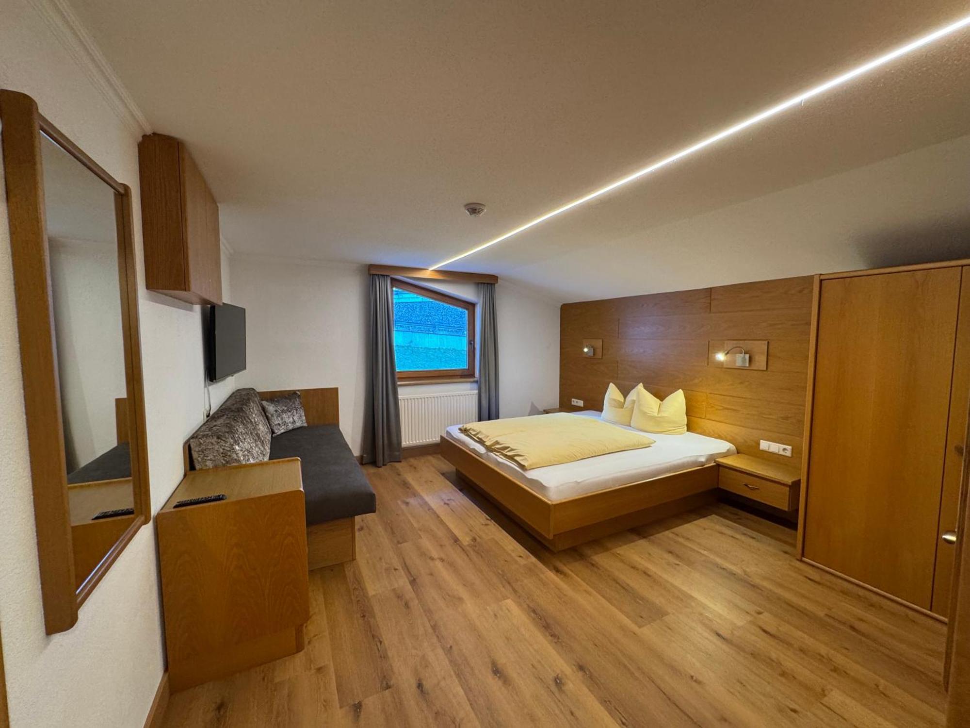 Hubertus Appartements Ischgl Buitenkant foto