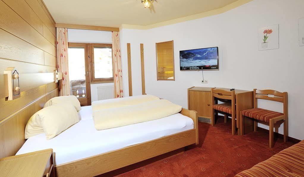 Hubertus Appartements Ischgl Buitenkant foto